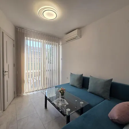 Апартаменти Iva's Cozy Loft Варна