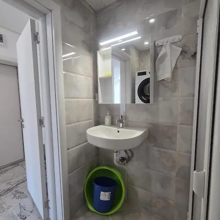 Iva's Cozy Loft Апартаменти Варна